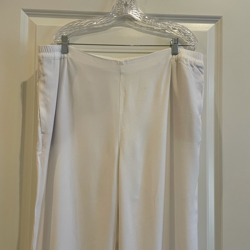 J. Jill White Wide-Leg Pull-On Cropped Pants - Picture 2 of 5
